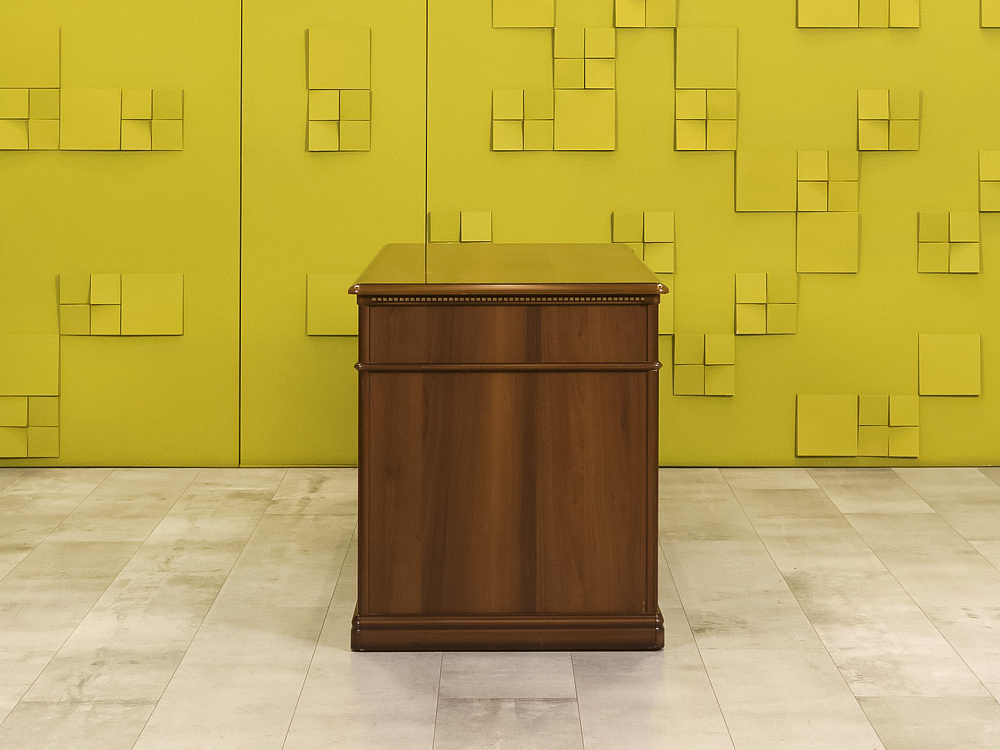 Стол для руководителя  Miassmobili ЛДСП Орех Россия  СРПХ1-08046