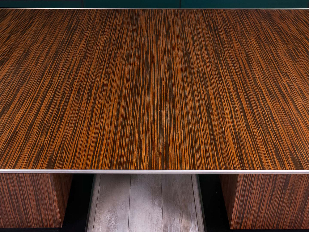 Офисный стол для переговоров Ego 2400x1200x760 ЛДСП Зебрано Италия_СГПЗ1-271123