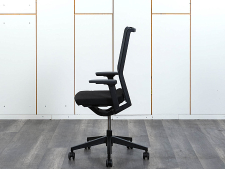 Офисное кресло для персонала  Bene Сетка Черный   (КПСЧ-26013)