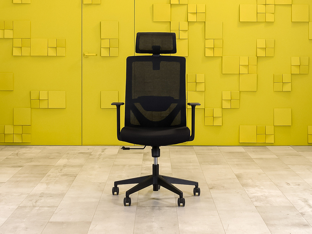 Офисное кресло руководителя на колесах Ткань Чёрный Импорт_КРТЧ5-271023