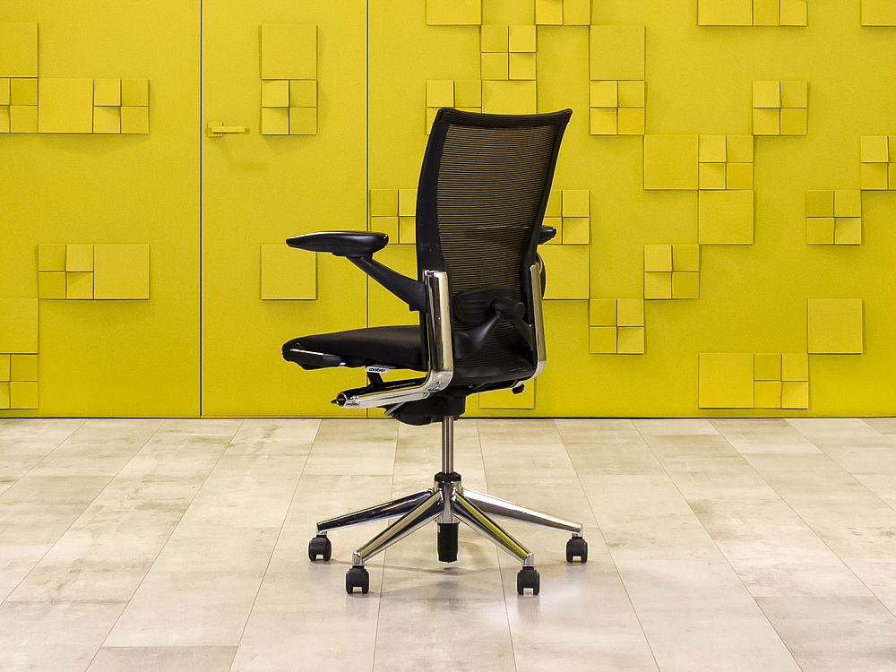 Офисное кресло руководителя на колесах HAWORTH Ткань Чёрный США_КПТЧ1-201123