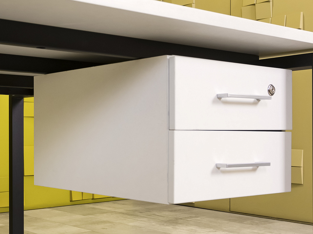 Комплект офисной мебели стол с тумбой  ЛДСП Белый  ГКБ-26016