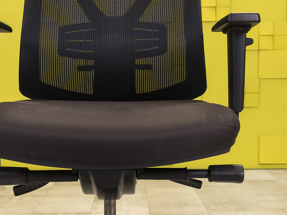 Офисное кресло для персонала на колесах MIRO-3 Ткань Серый; Чёрный Китай_КПТС-141124