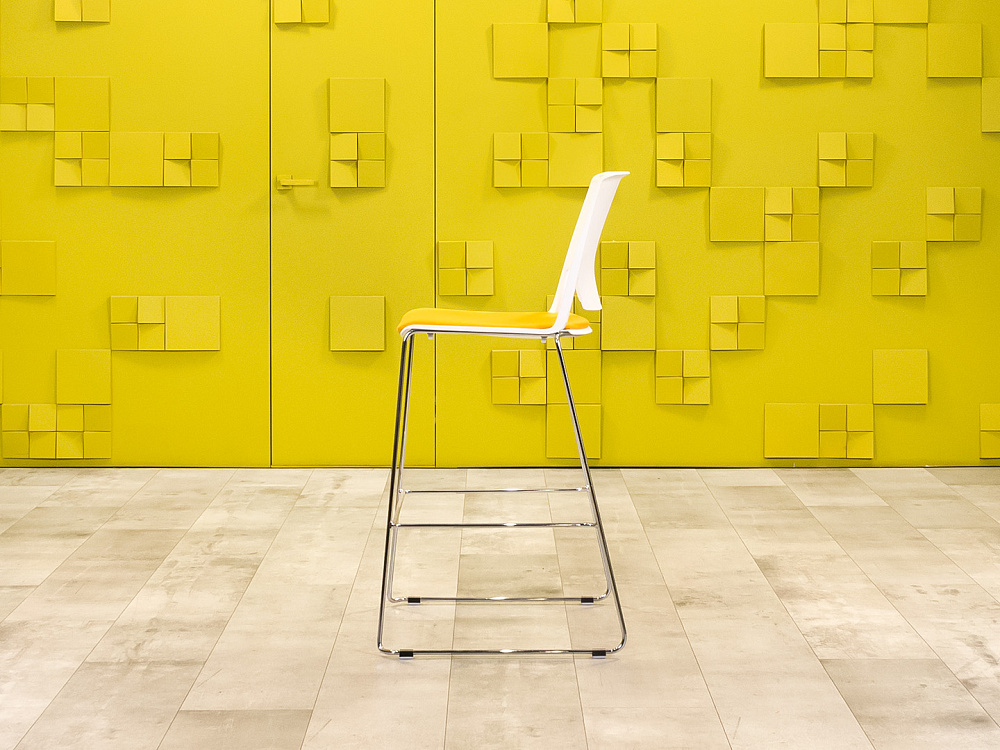 Барный стул на ножках Ткань HAWORTH США_УНТЖ-200723