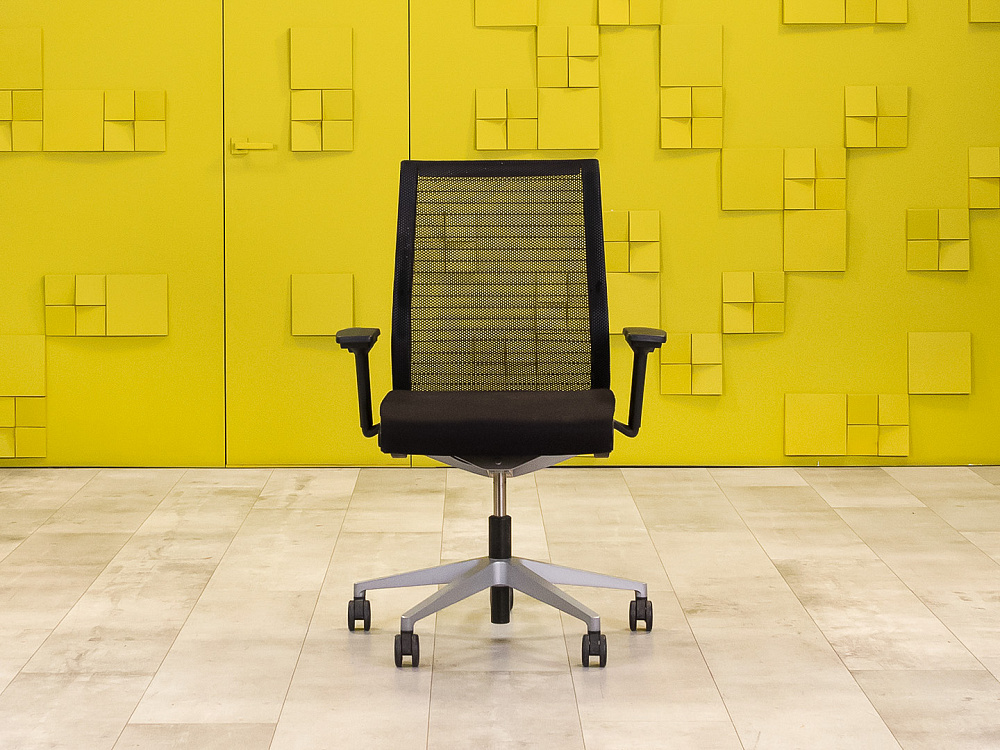 Офисное кресло для персонала на колесах Think Steelcase Ткань Чёрный Франция_КПТЧ-100924
