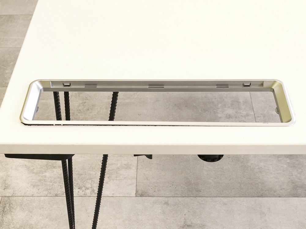 Офисный стол угловой  ЛДСП Белый   СПУБ2-24025