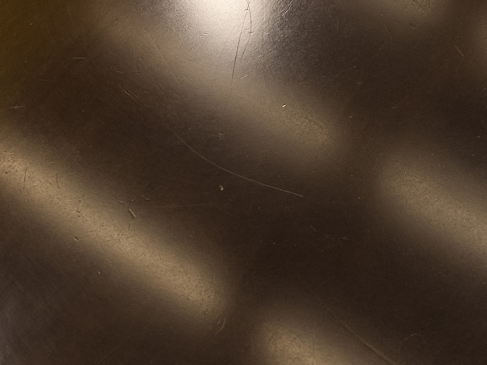 Офисный стол для переговоров BENE 1350x1350x750 ЛДСП Орех Австрия_СГКЕ-051223