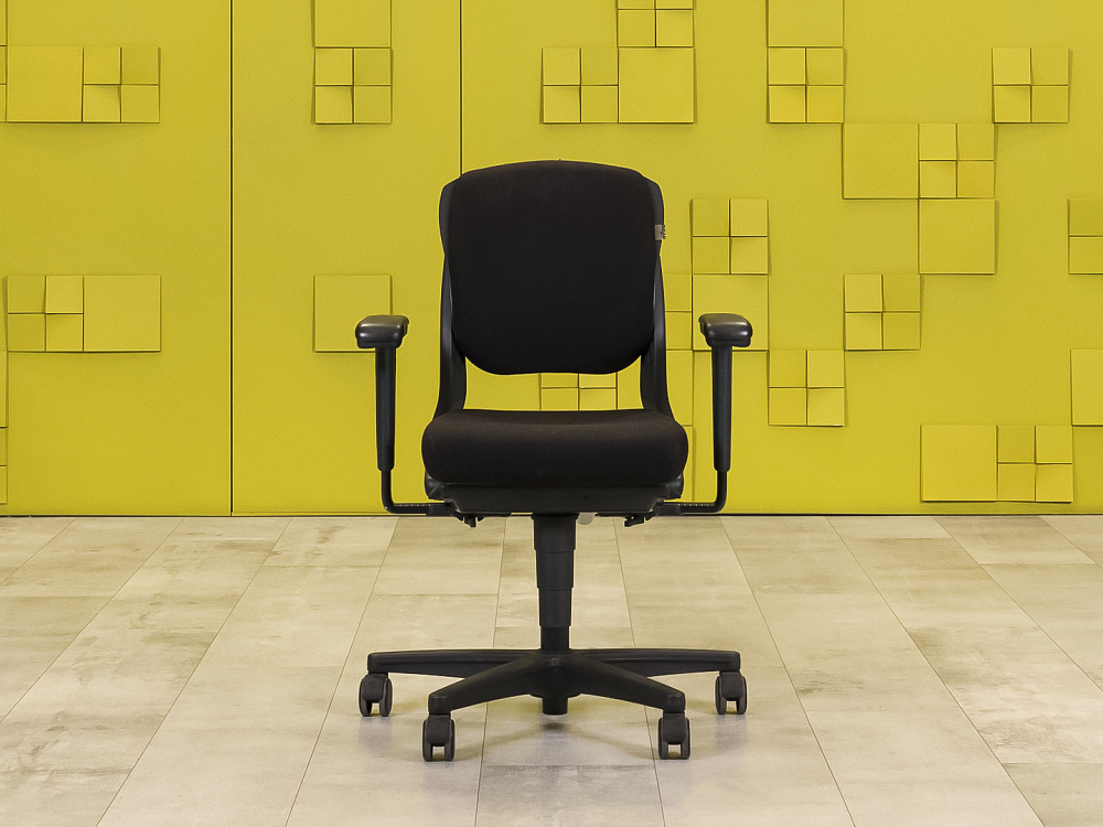 Офисное кресло для персонала на колесах Ahrend Ткань Чёрный Голландия_КПТЧ-15072