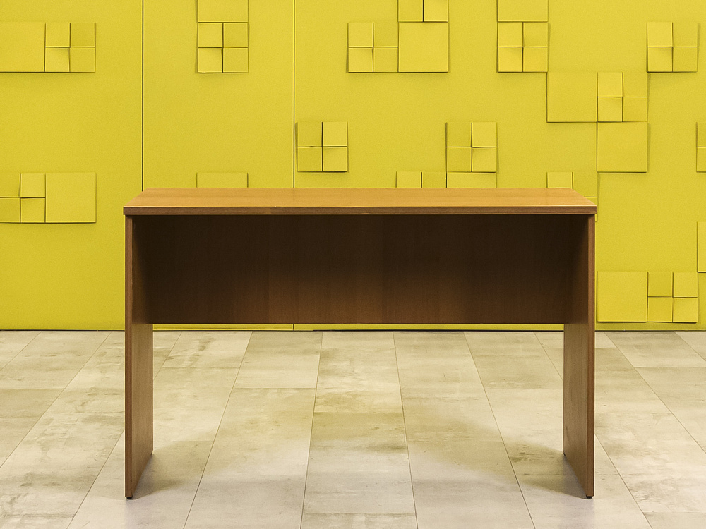 Офисный стол прямой  ЛДСП Орех Россия  СППХ-13046