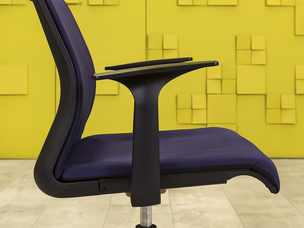 Конференц кресло для переговорной  Steelcase Ткань Синий Германия  КНТН-12026