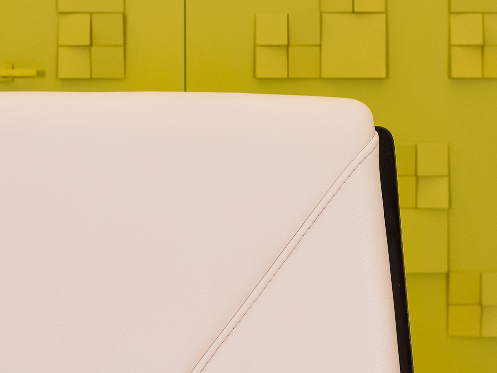 Офисное кресло руководителя на колесах MADERA B Sitland Кожа Бежевый Италия_КРКБ-250324