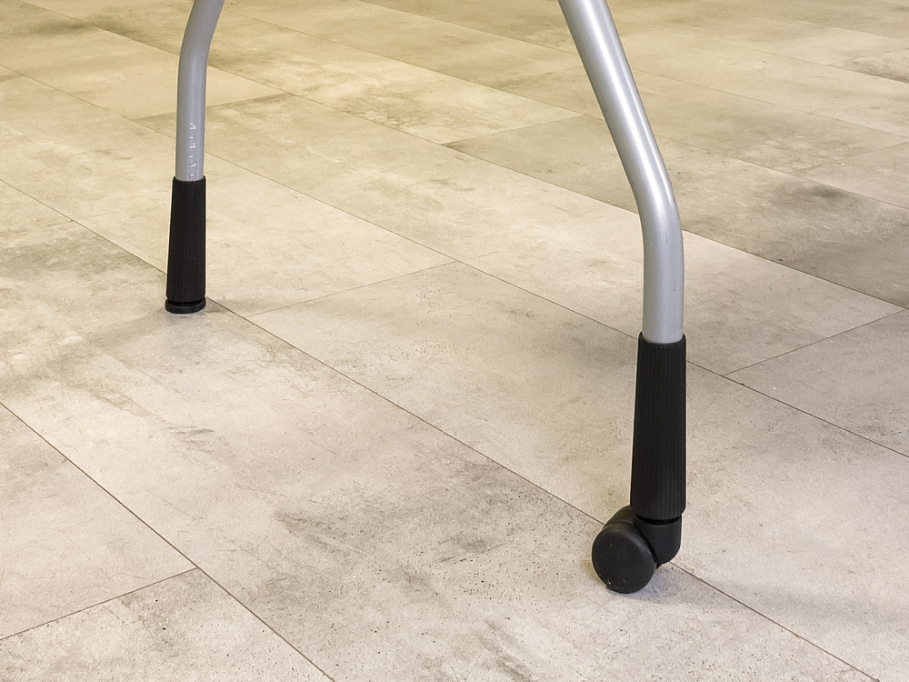 Офисный стол эргономичный Koenig Neurath 1600x800 ЛДСП Клен Германия_СПЭВ1-171024