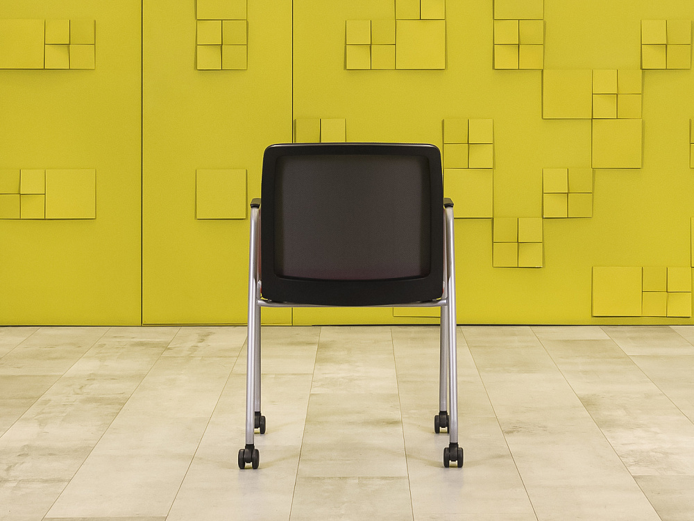 Конференц кресло для переговорной  HAWORTH Ткань Красный США  КНТК-27105