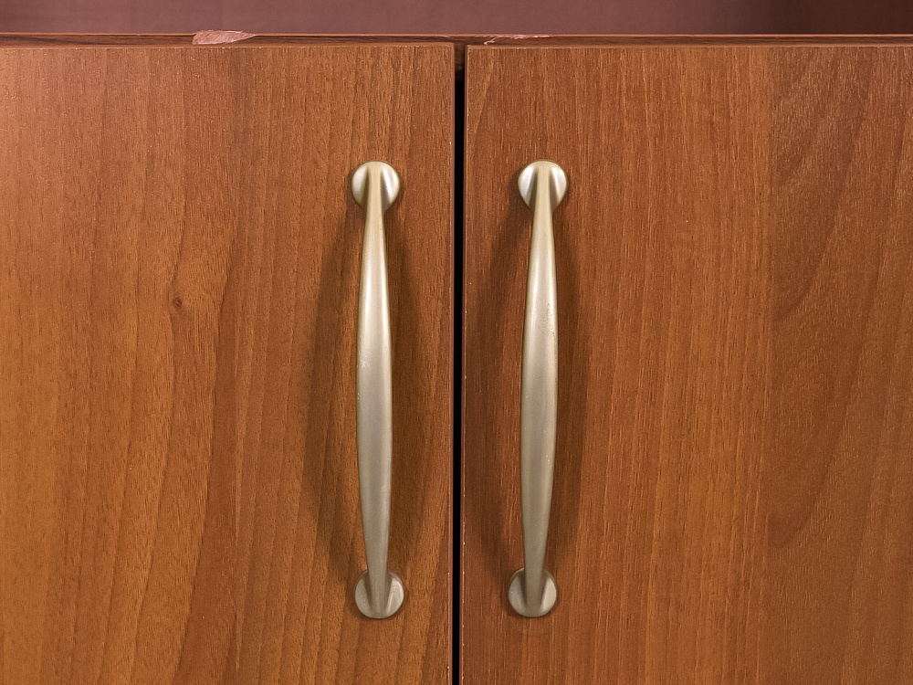 Шкаф для документов офисный ЛДСП Вишня  ШДКШ-30036