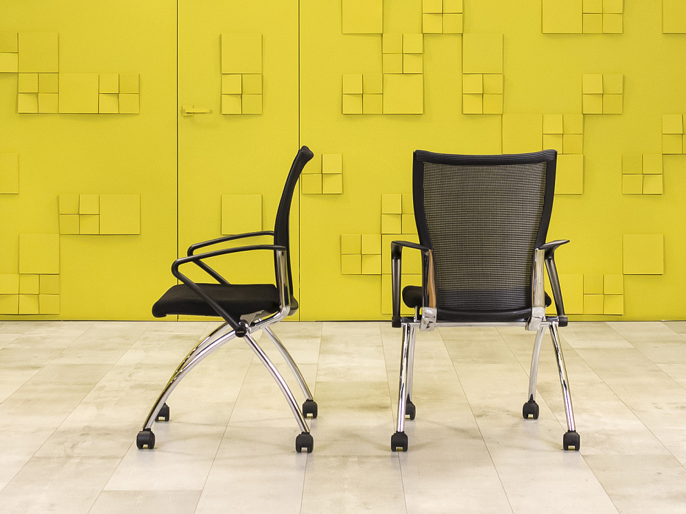 Конференц кресло для переговорной  BENE Ткань Чёрный Австрия  КНТЧ1-03025