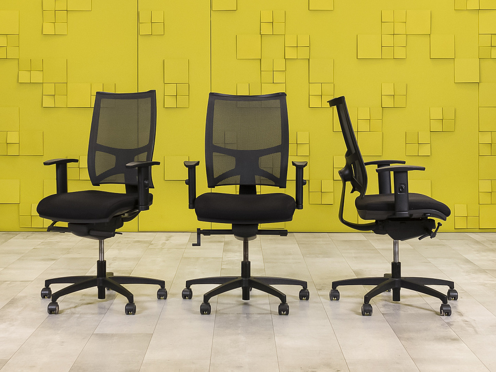 Офисное кресло для персонала на колесах Team Strike Sitland Ткань Чёрный; Серый Италия_КПТЧ-141124