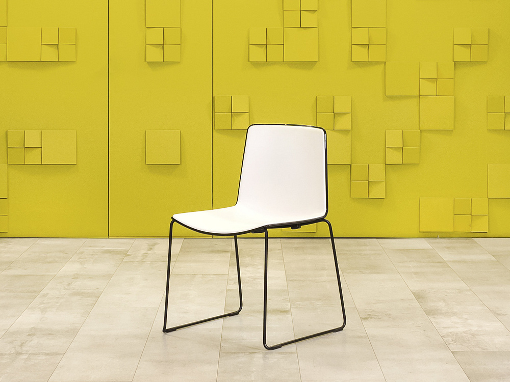 Конференц кресло для переговорной Tweet Pedrali Пластик Белый Италия  УДПБ-261023