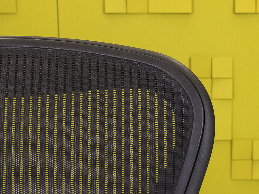 Офисное кресло руководителя на колесах Aeron B Herman Miller Сетка Чёрный США  КРТЧ-12115