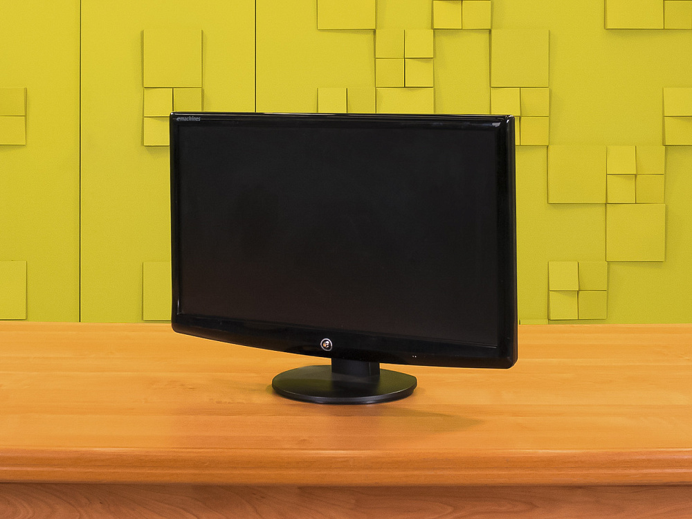 Монитор EMachines Пластик Чёрный Импорт_МОНИТ1-261023
