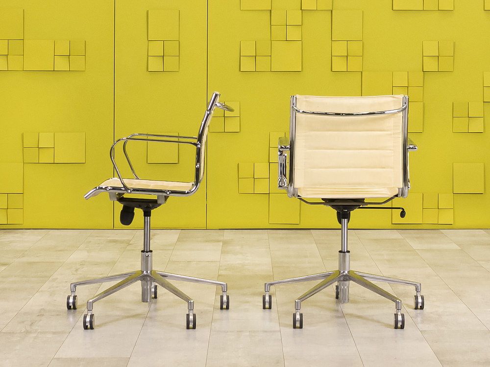 Офисное кресло для персонала на колесах  Кожа Бежевый Импорт  КПКБ-16083