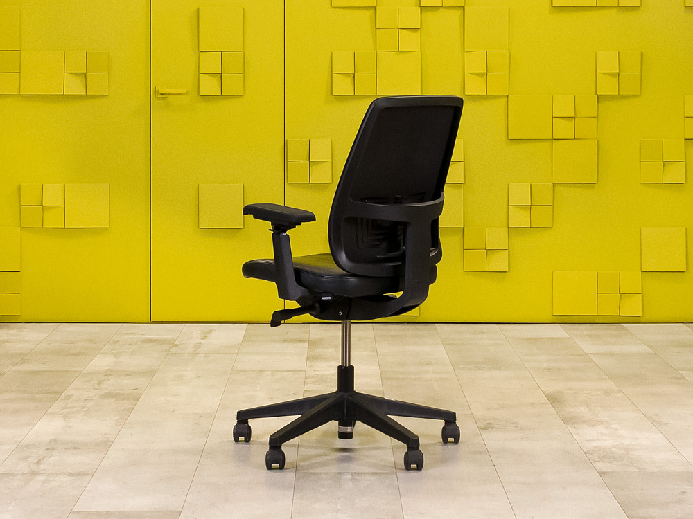 Офисное кресло для персонала на колесах HAWORTH Кожа Чёрный Германия_КПКЧ-171024