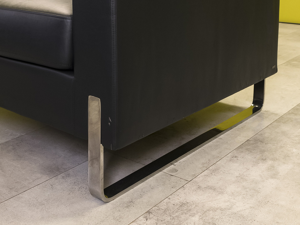 Мягкое кресло MyTurn Sofa 10 Profim Экокожа Чёрный Польша  КНКЧ-26025