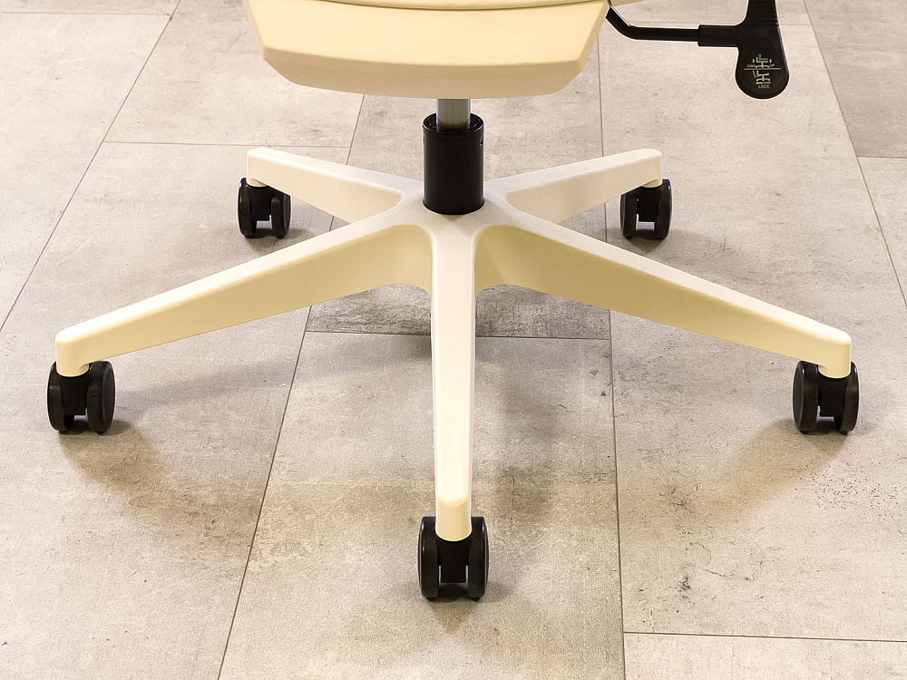 Офисное кресло руководителя на колесах Ткань Синий Импорт_КРТН1-271023