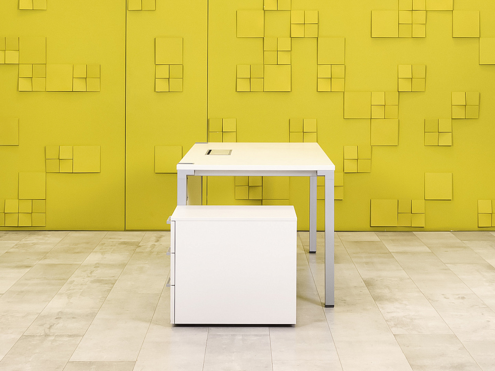 Комплект офисной мебели стол с тумбой  Steelcase ЛДСП Белый Франция  СППБТ2-04026