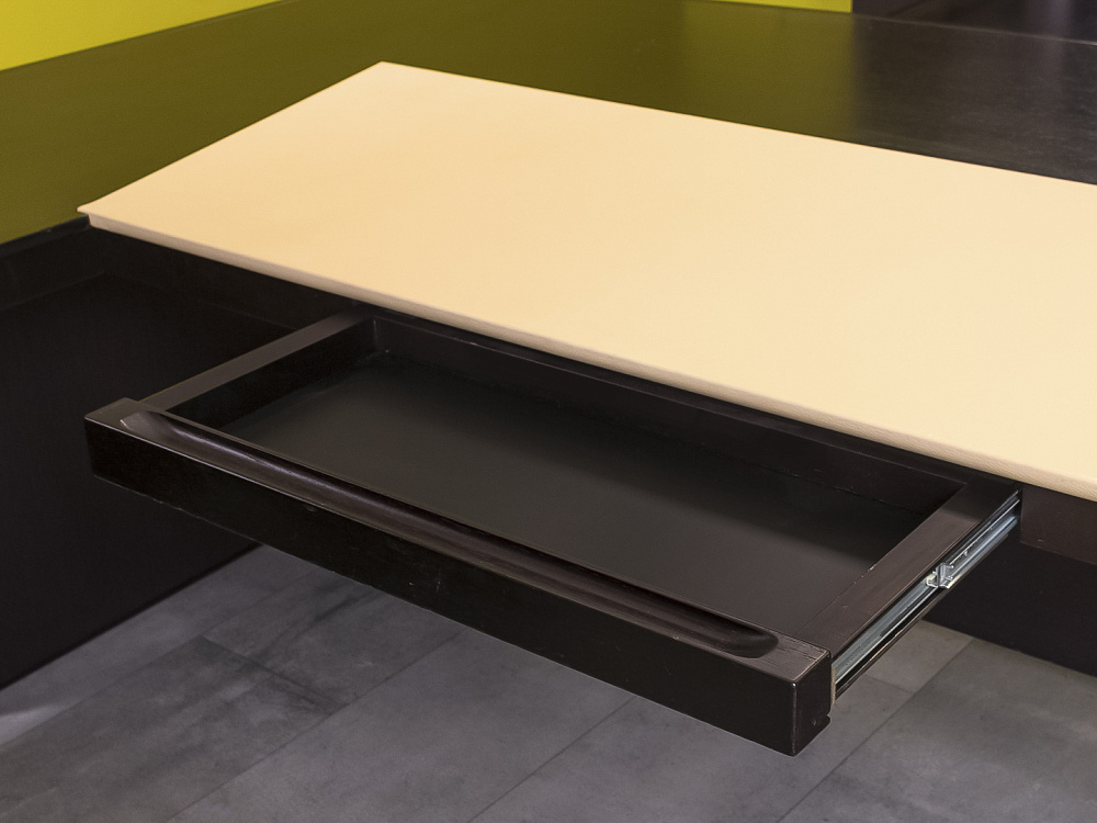 Кабинет руководителя Dazato EUR/QUARANTA  КРЕ-28054