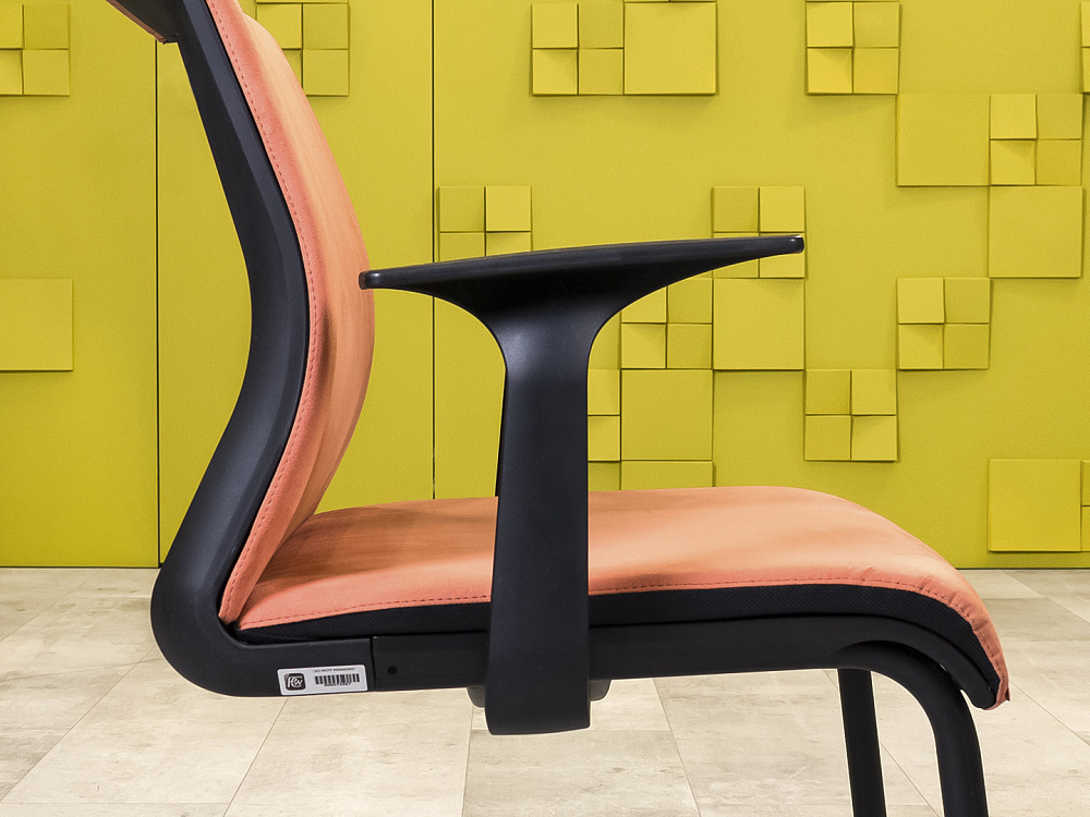 Конференц кресло для переговорной на полозьях Steelcase Ткань Коричневый Франция_КДТК-291223