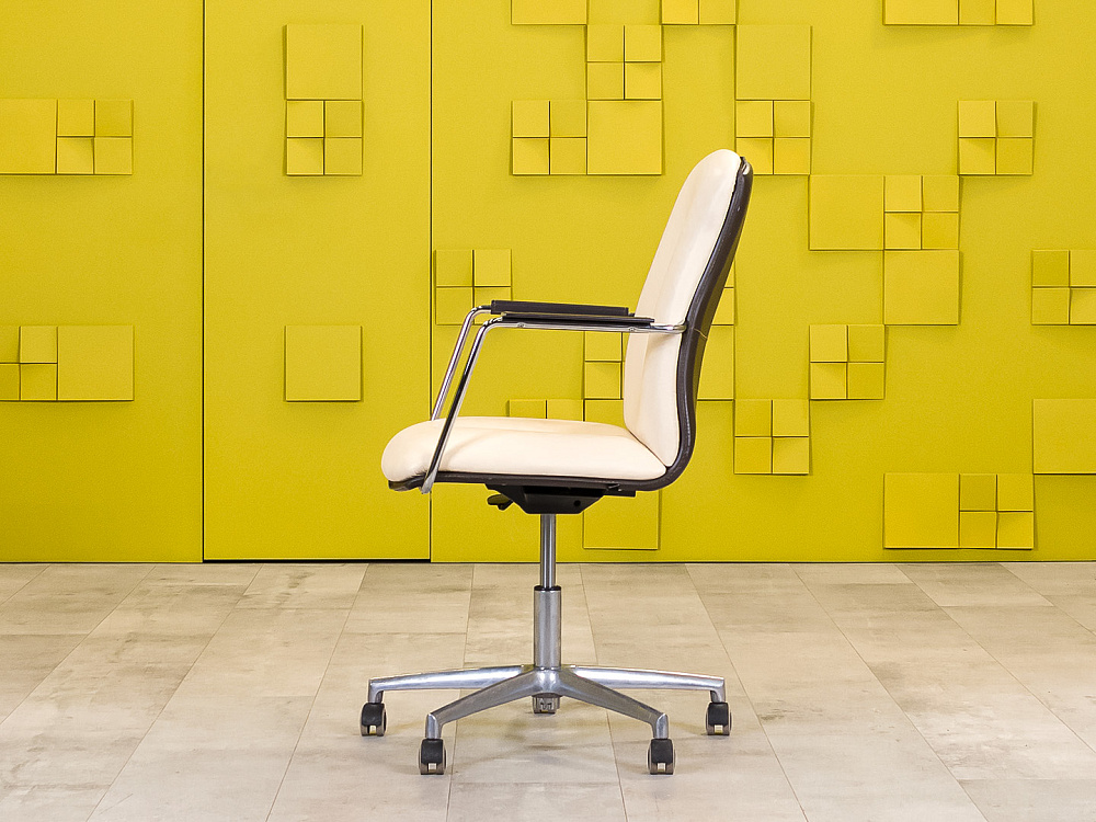 Офисное кресло руководителя на колесах Codutti Кожа Бежевый; Коричневый Италия_КРКБ-09021