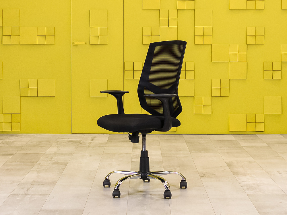 Офисное кресло для персонала на колесах Ткань Чёрный Россия_КПТЧ2-130723