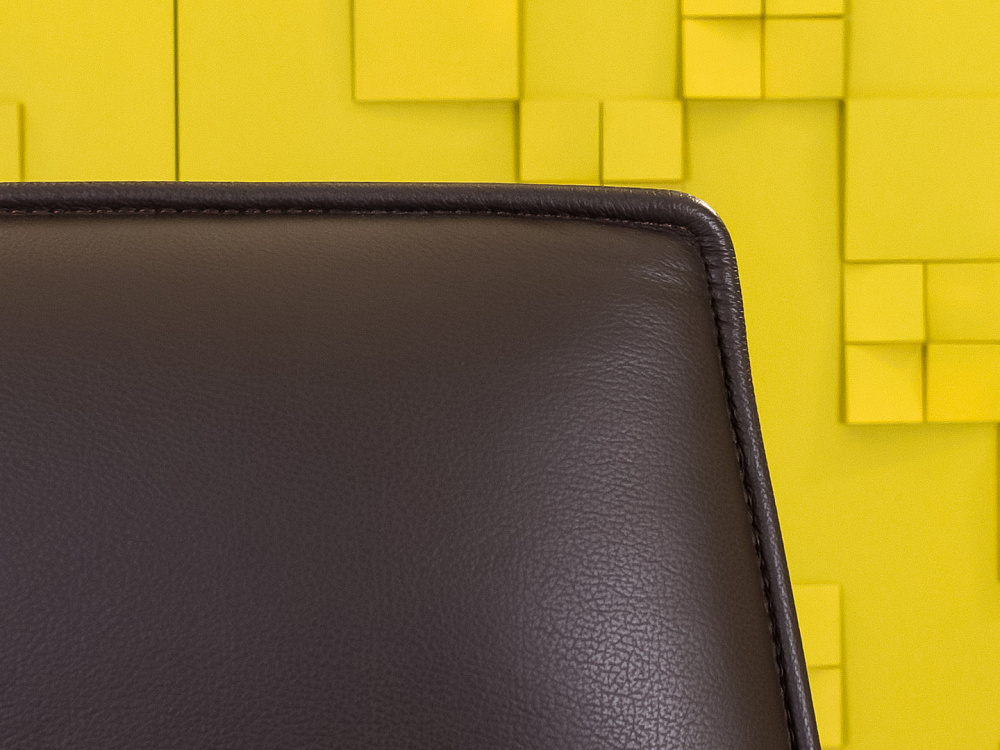 Офисное кресло руководителя на колесах Kastel  Кожа Коричневый Италия_КРКК-190723