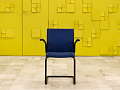 Конференц кресло для переговорной на полозьях Steelcase Ткань Синий Франция_КДТН-281024