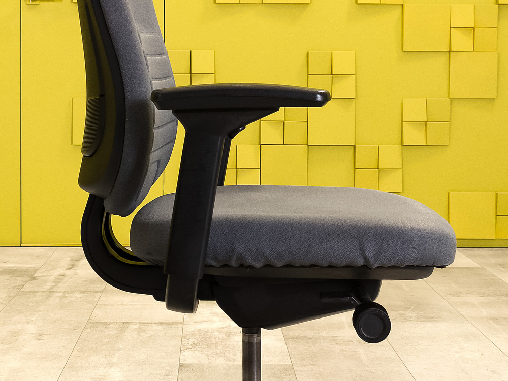 Офисное кресло для персонала на колесах Steelcase Ткань Серый Франция_КПТС-010224