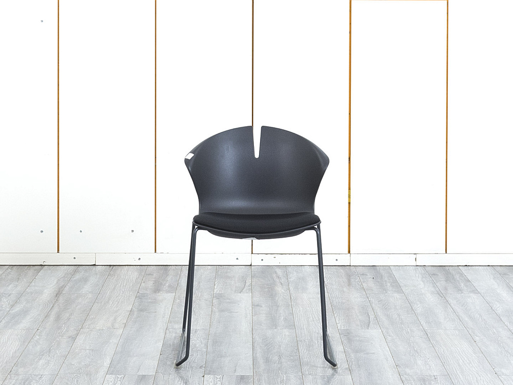 Конференц кресло для переговорной  Черный Пластик Profoffice   (УДПЧ-30074)