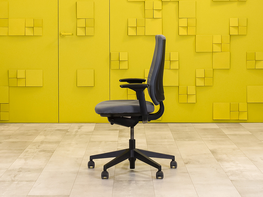 Офисное кресло для персонала на колесах Steelcase Ткань Серый Франция_КПТС-010224