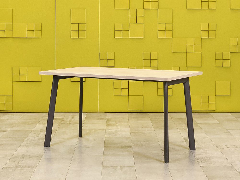 Офисный стол прямой ЛДСП Клен  СППВ-29046