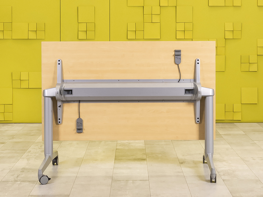 Офисный стол прямой Steelcase ЛДСП Клен Германия  СППВ1-01125