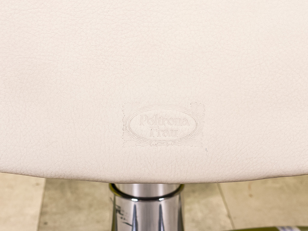 Конференц кресло для переговорной на колесах Onda Office POLTRONA FRAU Кожа Бежевый Италия_КНКБ-0810