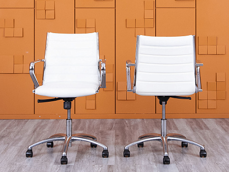 Офисное кресло руководителя  Sitland  Кожа Белый   (КПКБ-27062)