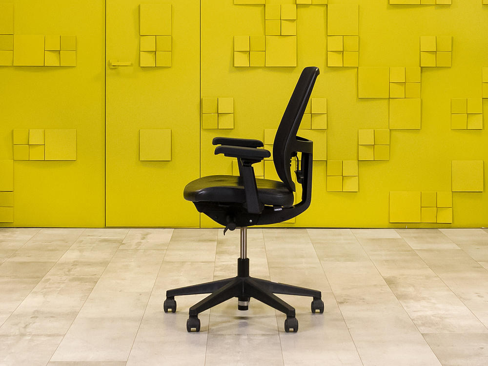 Офисное кресло для персонала на колесах HAWORTH Кожа Чёрный Германия_КПКЧ-171024