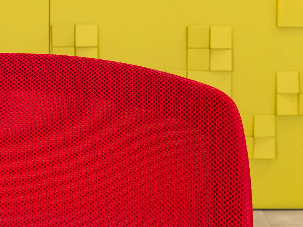 Офисное кресло для персонала на колесах Sitland Ткань Красный Италия_КПТК-261023