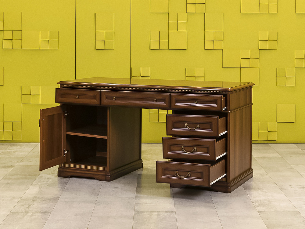 Стол для руководителя  Joconda Miassmobili ЛДСП Орех Россия  СРПХ-08046