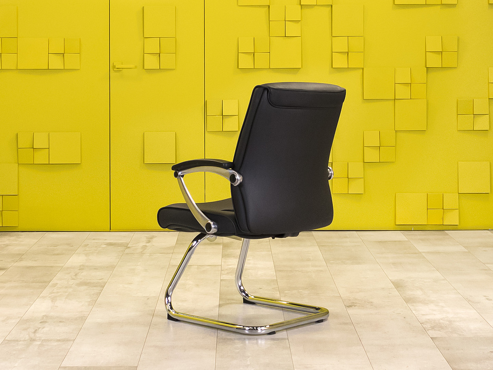Конференц кресло для переговорной на полозьях Экокожа Чёрный Импорт_КДКЧ-271023
