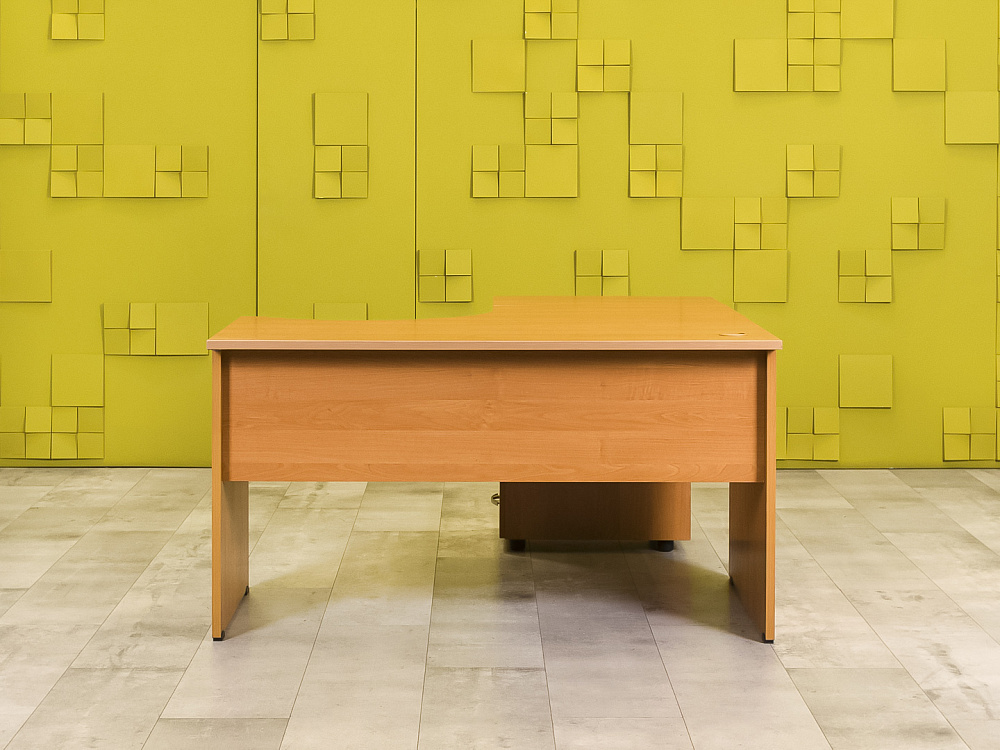 Комплект офисной мебели стол с тумбой        СПУЛТ-23016