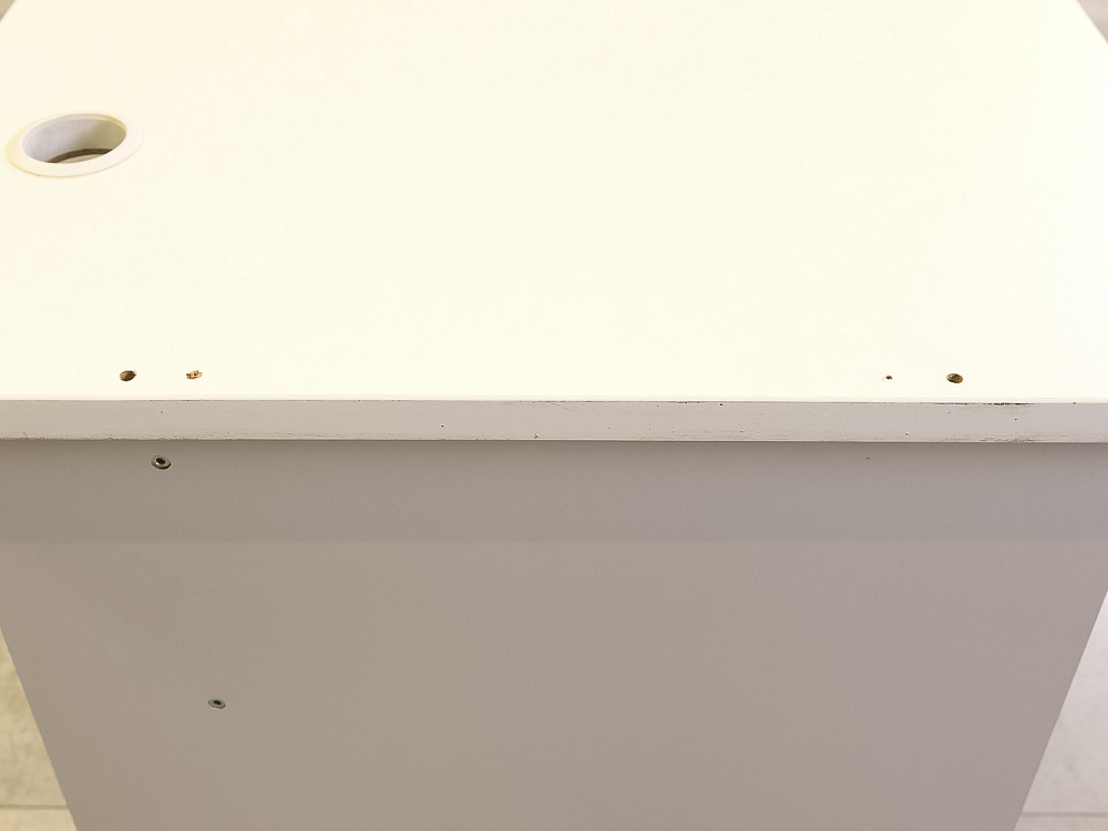 Офисный стол прямой ЛДСП Белый  СППБ1-14046