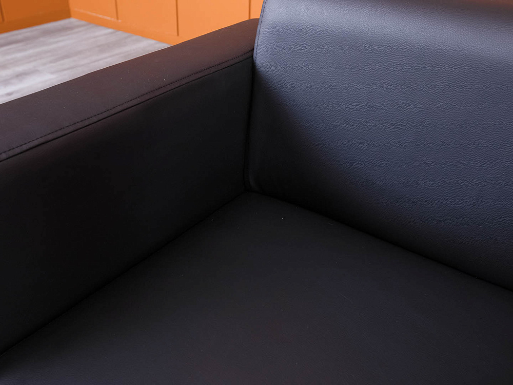 Мягкое кресло ДМебель Кожзам Черный   (КНКЧ-25094(нов))