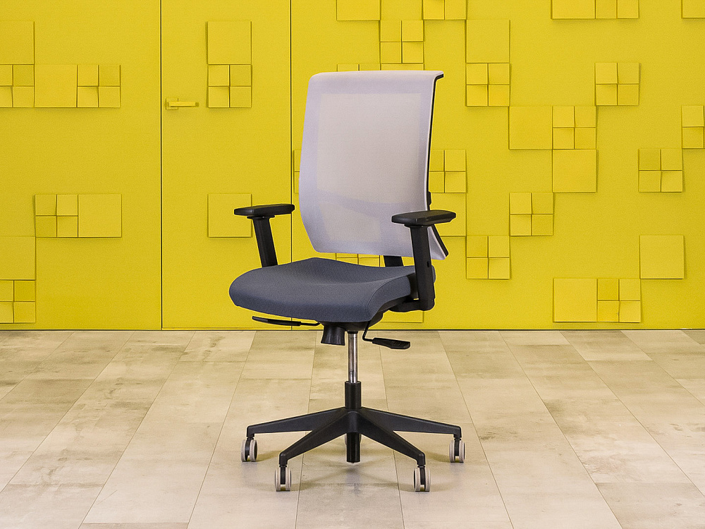 Офисное кресло для персонала на колесах Ткань Серый Россия_КПТС-260324