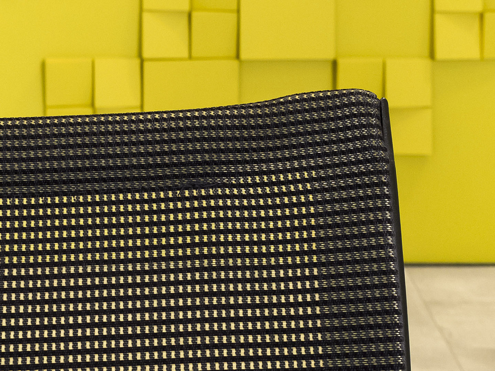 Конференц кресло для переговорной на полозьях Comforto HAWORTH Ткань Чёрный США_КДТЧ-290124